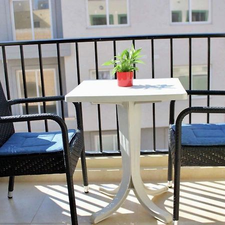 Sunny Modern Apartments Mellieha Bagian luar foto