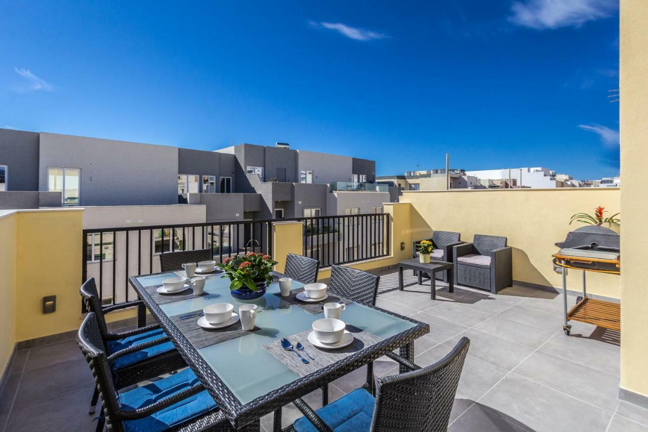 Sunny Modern Apartments Mellieha Bagian luar foto