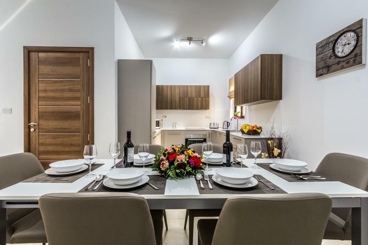 Sunny Modern Apartments Mellieha Bagian luar foto