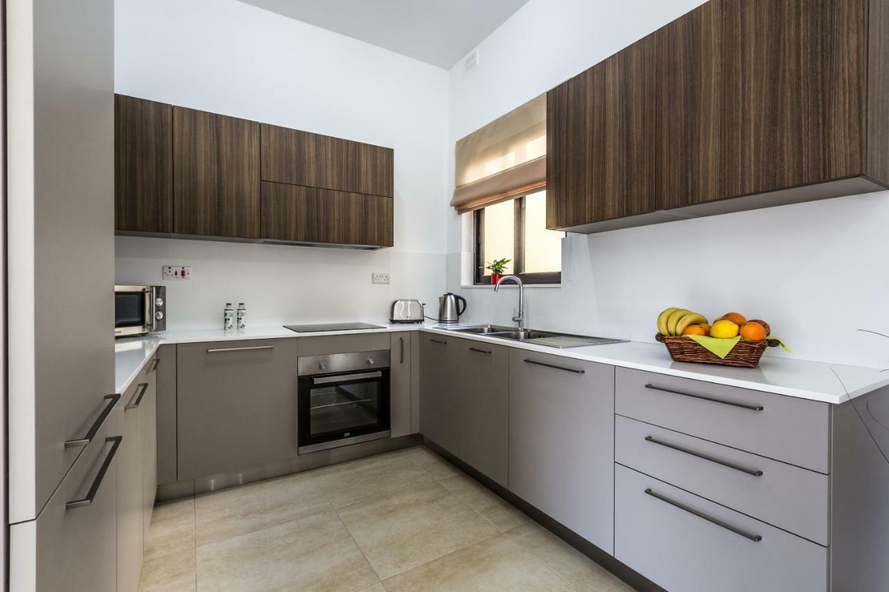 Sunny Modern Apartments Mellieha Bagian luar foto