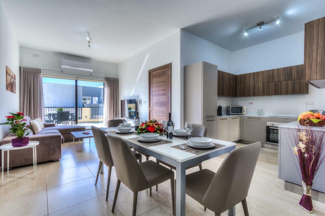 Sunny Modern Apartments Mellieha Bagian luar foto